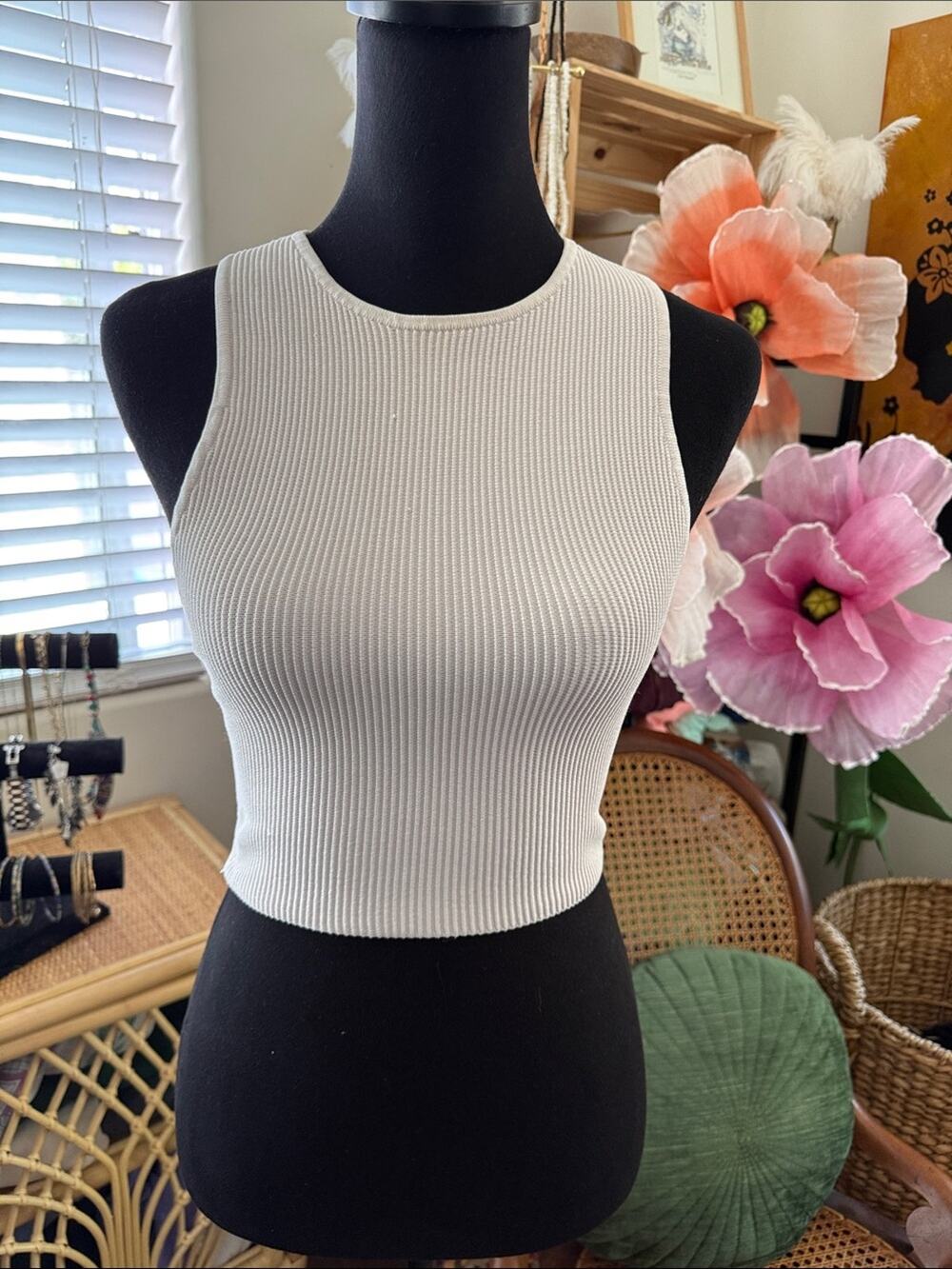 Aritzia Babaton Cream Sculptknit Ribbed Bodycon Racerback Muscle Tank Top
